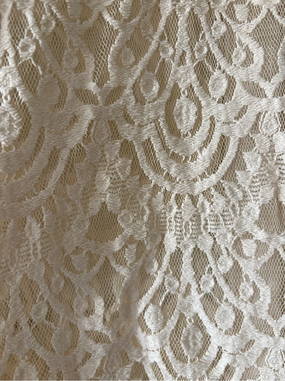 Banana Republic Cream Lace Long-Sleeve Blouse
